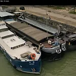 Bateau Pelican